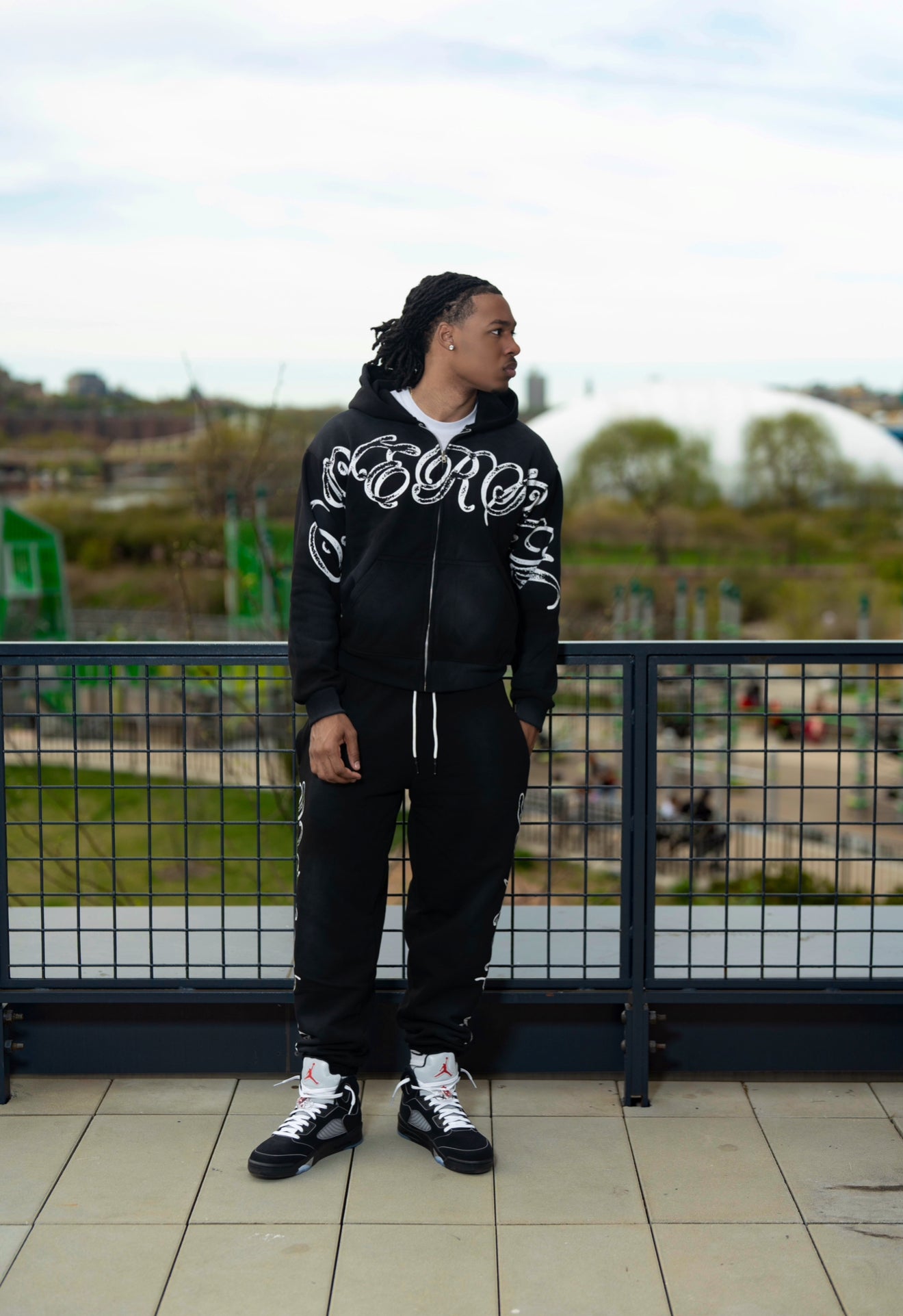 BLACK “THREE TONE” PANTS